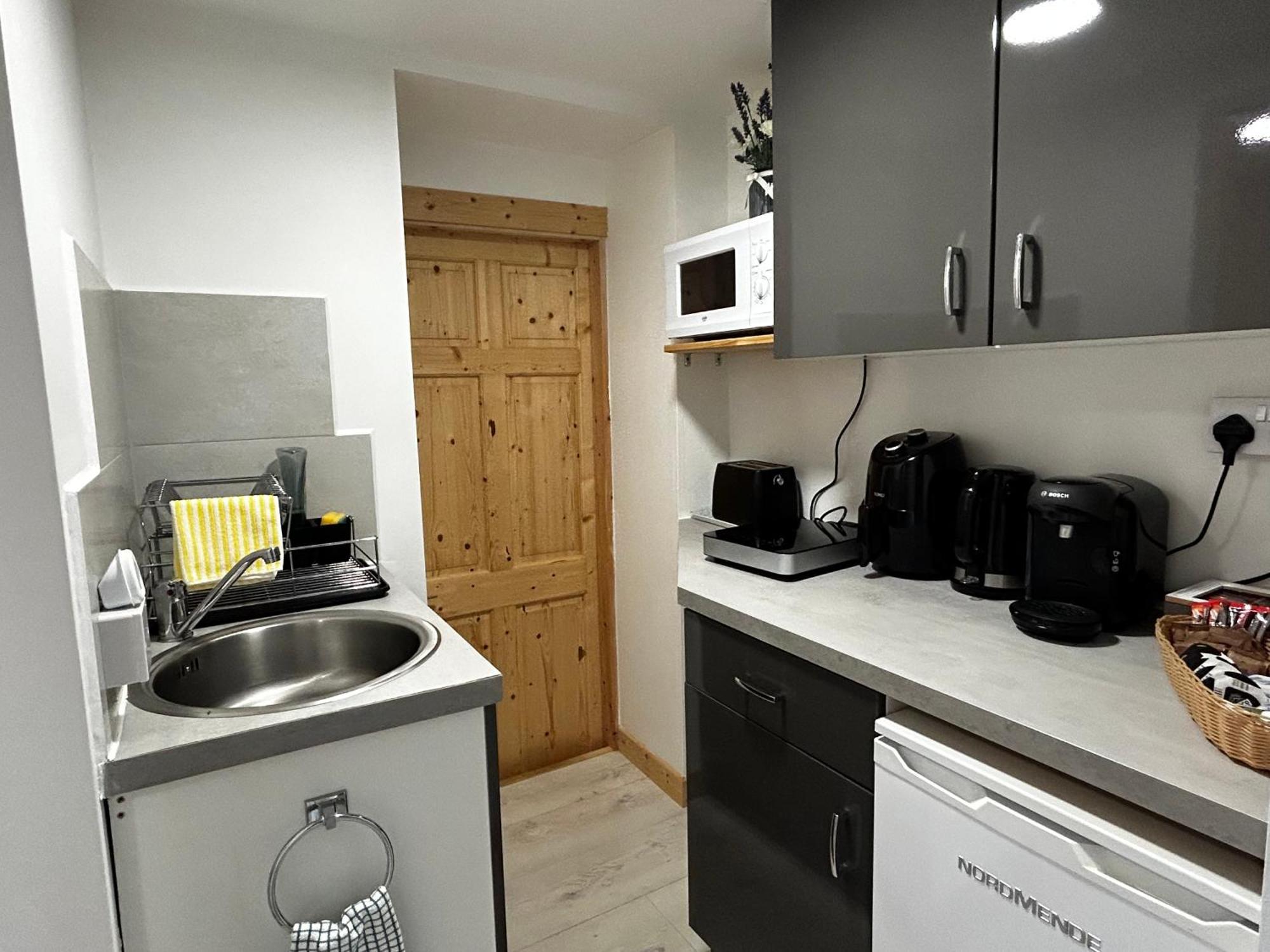 Stardust Getaway Tiny-Home E32Ak40 Piltown 外观 照片